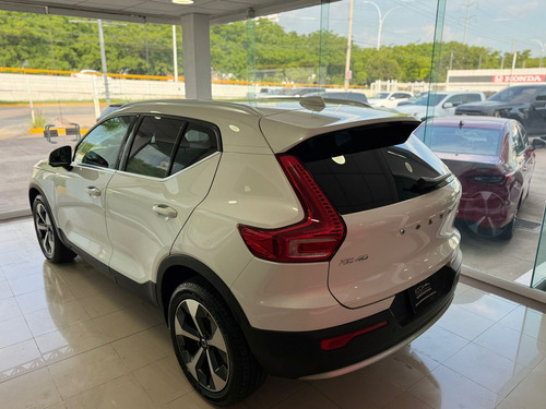 Volvo Xc40 2023