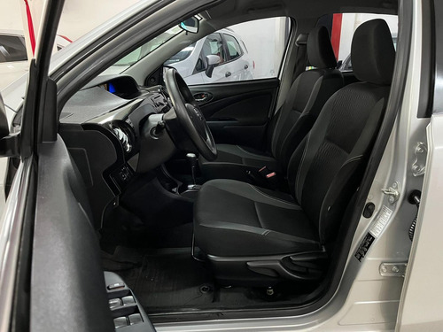 Etios 1.5 Hatch X Plus