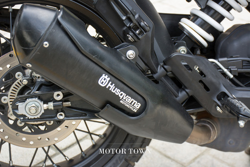 Husqvarna Svartpilen 401