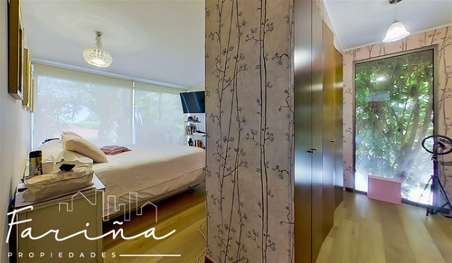 Casa En Venta De 4 Dorm. En Peñalolén