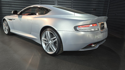 Aston Martin Db9 2014