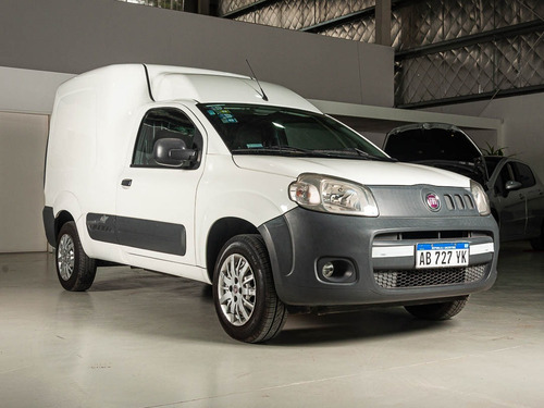 Imagen 3 de 16 de Fiat Fiorino 1.4 Evo Top Pack Electrico Furgon 2017 Gnc