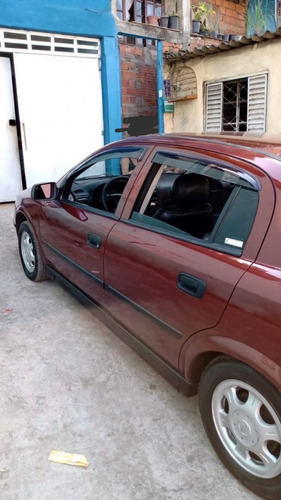 Imagem 5 de 10 de Chevrolet Astra Gls 2.0 8 V 4 P