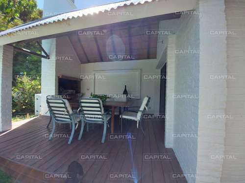 Excelente Oportunidad En Venta!! Casa Con Pileta En La Barra.- Ref: 30109