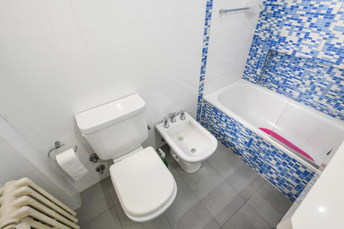 Imagen 15 de 15 de Departamento De 2 Dormitorios Amueblado En Venta Con Cochera Centro Rosario