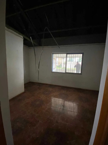 Espacio Industrial Con Oficinas Y Galpón  (176147)