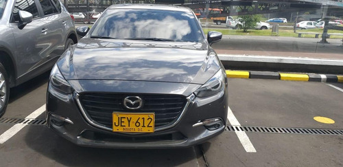 Mazda Mazda 3 Touring
