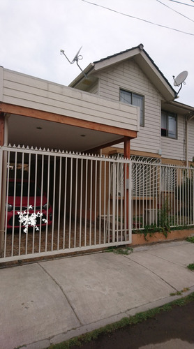 Casa Amplia En Condominio 3 Dorm. 3 Baños El Ombú Peñaflor