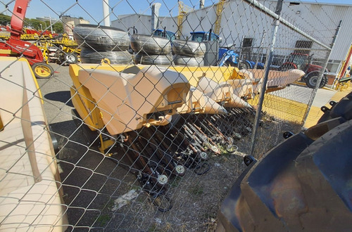 Cabezal De Maíz Para Cosechadora New Holland Tc5070 Nuevo