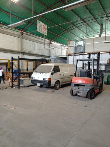 Imagen 14 de 17 de Galpón En Venta