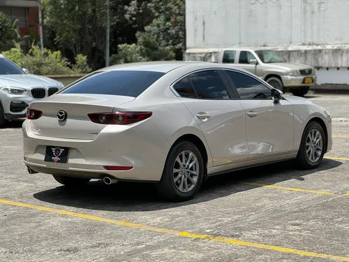 Mazda 3 2.0 Touring At Hibrido Ligero - Mhev