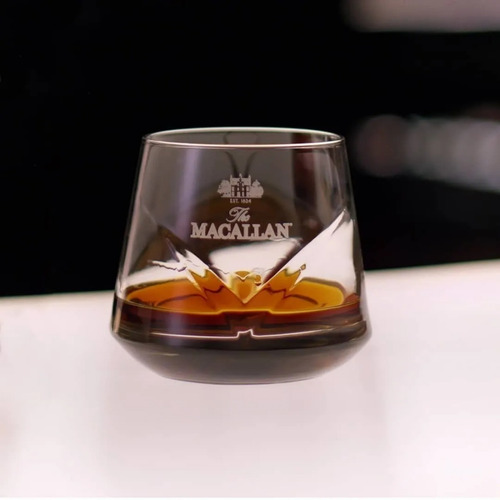 Imagen 3 de 10 de Whisky The Macallan 12 Años Triple Cask + 2 Vasos Cuotas