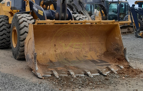 Pá Carregadeira John Deere 644k Ano 2022 Com 2.320 Horas