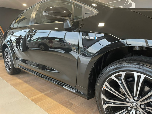 Imagen 9 de 16 de Toyota Corolla Hv Se-g