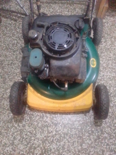 Podadora De Grama Yard-man Con Motor 6.0 Hp Brigge Stratton (Usado)