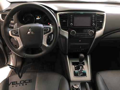 Imagen 7 de 13 de Mitsubishi L200 Sportero Turbo Diesel Automatica 4x4
