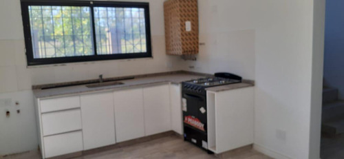 Venta - Duplex En Dos Plantas Con Cochera - Sin Expensas