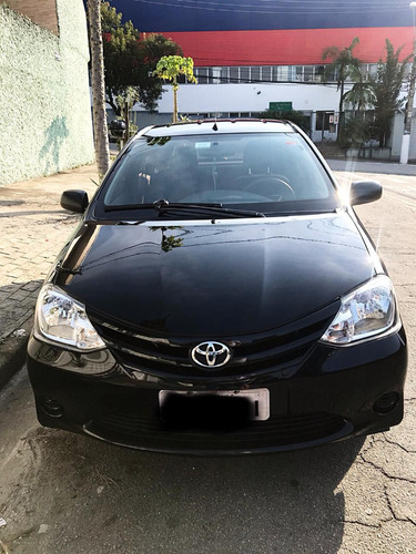 Toyota Etios X - Hatch 4 Portas
