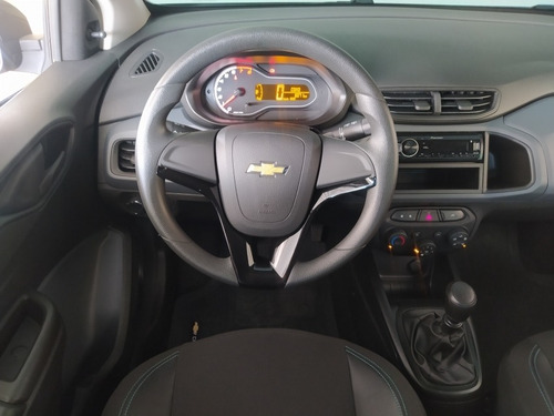 Imagem 8 de 12 de Chevrolet Onix 1.0 Flex Joy Black Manual Completo