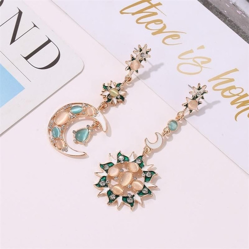 Aretes Largos Con Luna Y Sol Asimétrico Opal Moda 1par