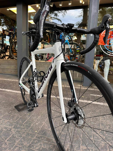 Imagen 2 de 6 de Bianchi Aria 2020 Talle 53 Ultegra