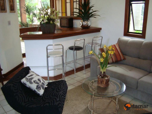 Casa Com 6 Quartos À Venda, 700 M² Praia Do Morro - Guarapari/es - Ca0113