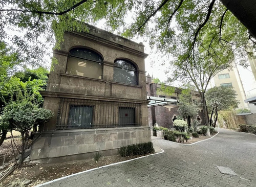 Casa Con Uso De Suelo