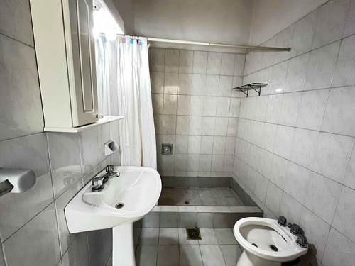 Imagen 9 de 30 de Ph 3 Amb Con Patio Y Terraza Avellaneda Venta