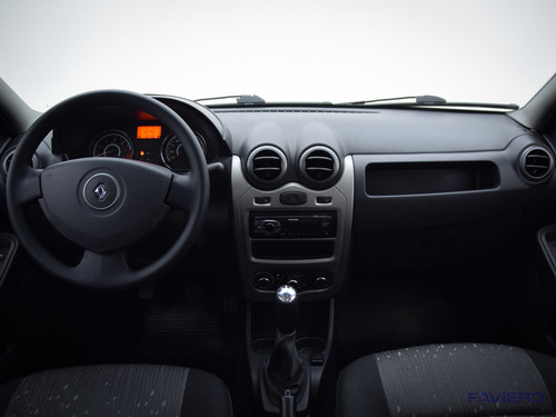 Renault Logan Expression 1.0 16v (flex)