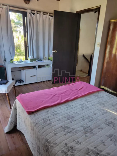 Se Vende Casa De Dos Dormitorios En Balneario Buenos Aires