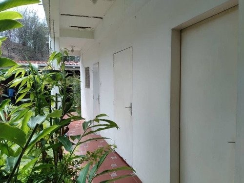 Imagen 17 de 21 de Se Vende Casa. 5h/ 4b. 265 Mt2 Guatire Villa Avila 8157