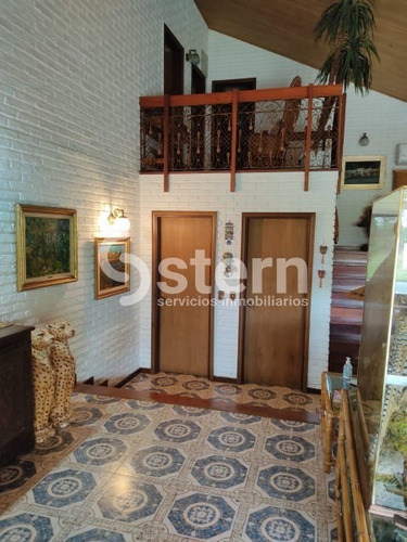 Venta Casa 4 Dormitorios, Playa Mansa, Punta Del Este- Ref: 1384