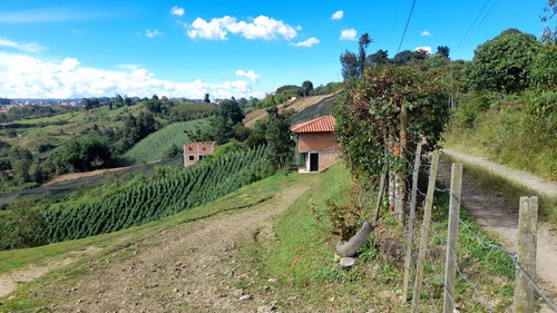 Linda Casa Finca Tradicional En Venta Con Vista Y Ubicación -marinilla