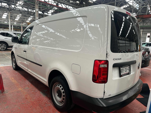 Volkswagen Caddy 1.6 Maxi Mt