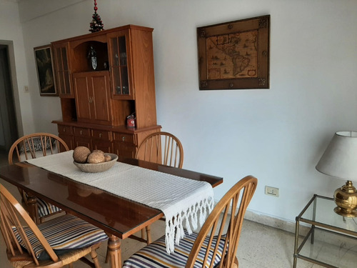 Imagen 3 de 11 de Venta De Departamento 2 Ambientes A La Calle En Centro Frente A Plaza Colón, Mar Del Plata.