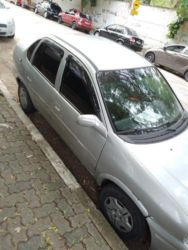 Chevrolet Corsa Sedan 1.0 Wind Milenium 4p