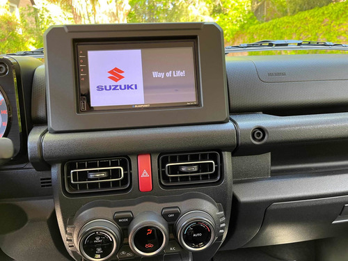 Imagen 8 de 25 de Suzuki Jimny Glx