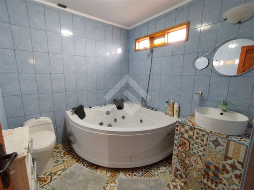 Casa En Arriendo De 3 Dorm. En Olmué