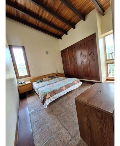 Se Vende Apartamento 140m2 Santa Inés 9712