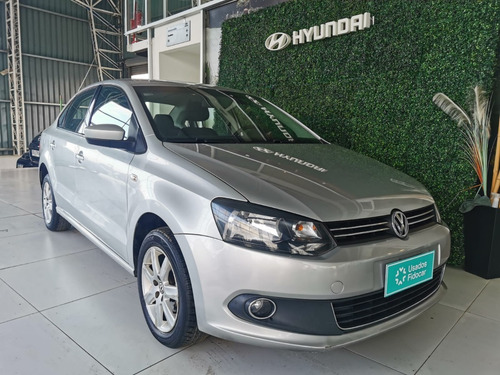 Volkswagen Polo Higline At 2015