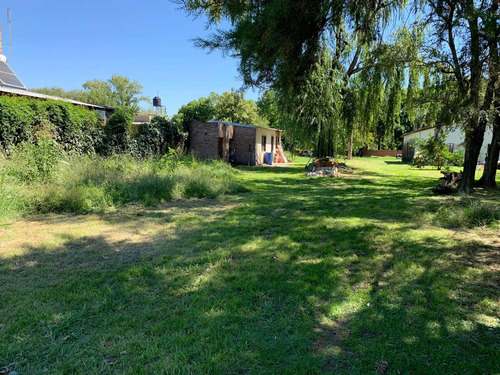 Imagen 1 de 9 de Terreno + Deposito En Barrio Los Angeles