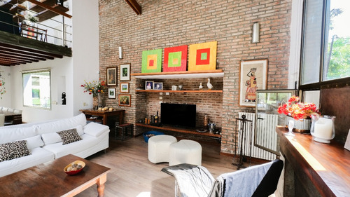 Venta Casa 350 M² Country San Carlos Lote Central 850 M² Pileta Parrilla