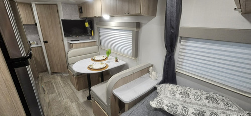 Trailer Importado Winnebago 1720fb - Okm - Y@w2