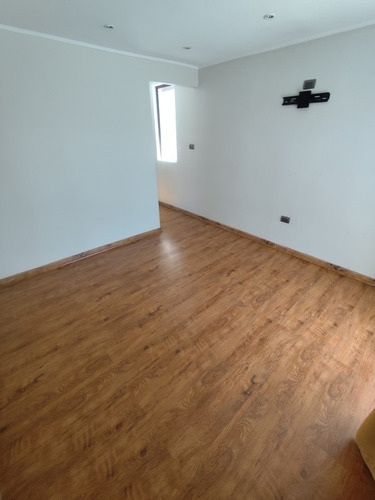 Se Vende Hermosa Casa En Loteo Las Hacienda Las Vizcachas..