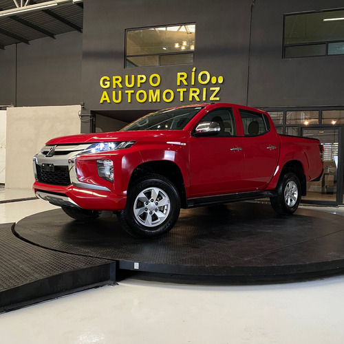 Mitsubishi L200 2.4 Glx Cabina Doble 4x2 Mt