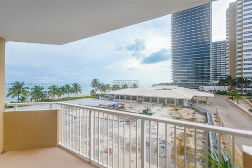 Departamento En Venta En Hallandale, Miami, Florida
