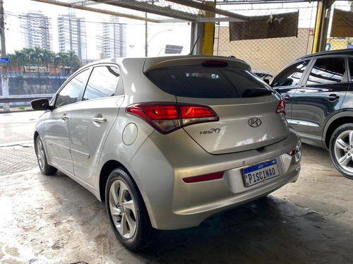 Imagem 2 de 12 de Hyundai Hb20 2016 1.6 Premium Flex Aut. 5p