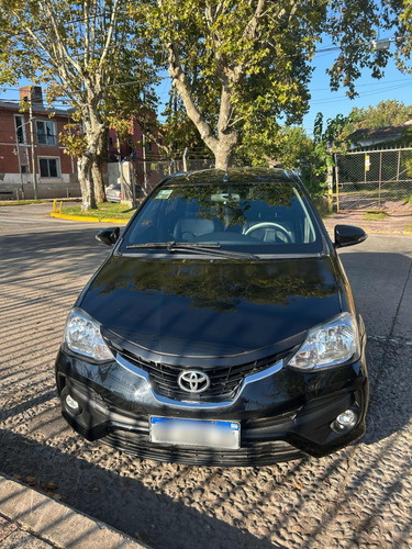 Toyota Etios 1.5 Platinum At