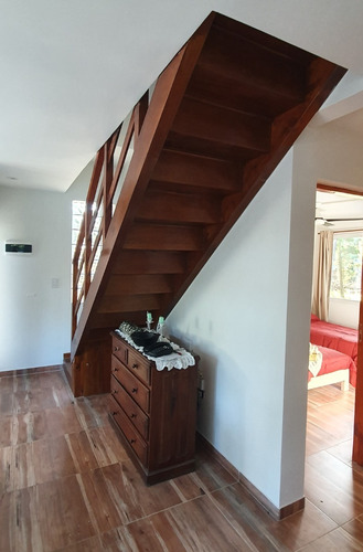 Imagen 12 de 18 de Casa Luminosa, Amplios Ventanales Al Bosque, Recientemente Inaugurada En Mar De Las Pampas