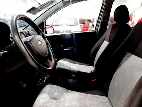 Ford Fiesta Sedan 1.0 Flex 4p Prata 2008 Completo